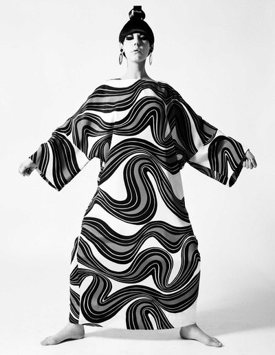 2|11  Peggy Moffitt modeling caftan designed by Rudi Gernreich, Fall1967 collection.Photograph © William Claxton, LLC, courtesy of Demont Photo Management & Fahey/Klein Gallery Los Angeles, with permission of the Rudi Gernreich trademark.